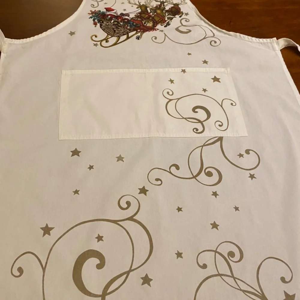 Beautiful Christmas apron new never used - Picture 3 of 3